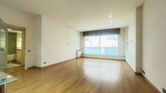 Apartamento de 4 habitaciones en Sarrià, Barcelona ciudad en venta - 775.000 € (Ref: 9731750)