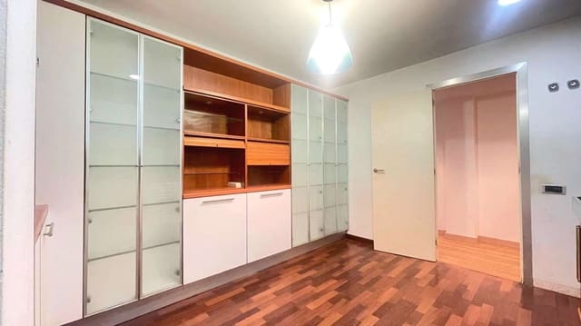 Apartamento de 4 habitaciones en Sarrià, Barcelona ciudad en venta - 775.000 € (Ref: 9731750)