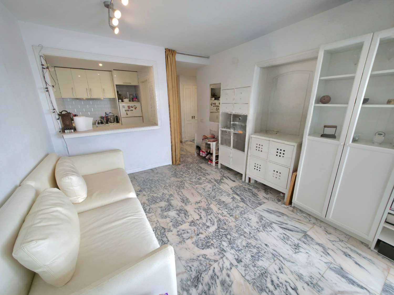 1 bedroom Flat for rent in Ibiza / Eivissa town with pool - € 2,500 (Ref: 9839008)