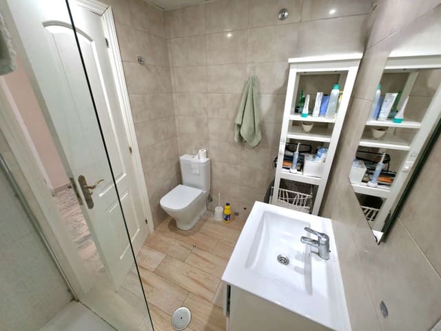 1 bedroom Flat for rent in Ibiza / Eivissa town with pool - € 2,500 (Ref: 9839008)