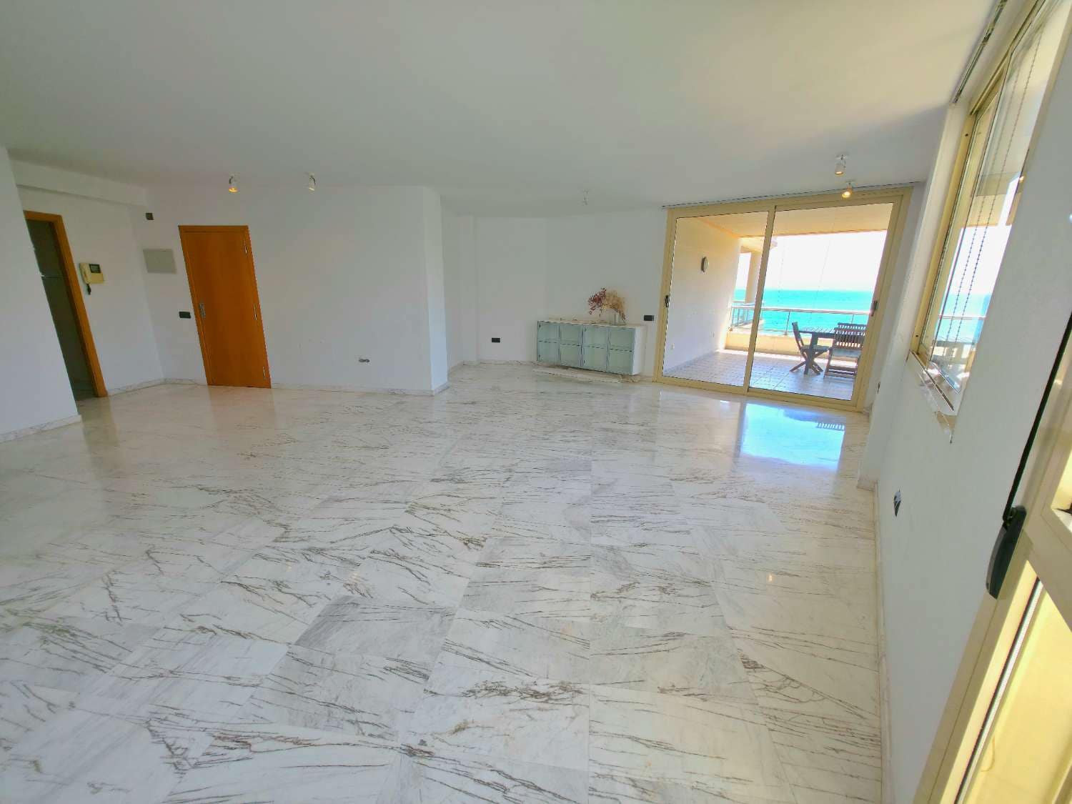 3 quarto Apartamento para arrendar em Ibiza / Eivissa cidade com piscina garagem - 3 900 € (Ref: 9891838)