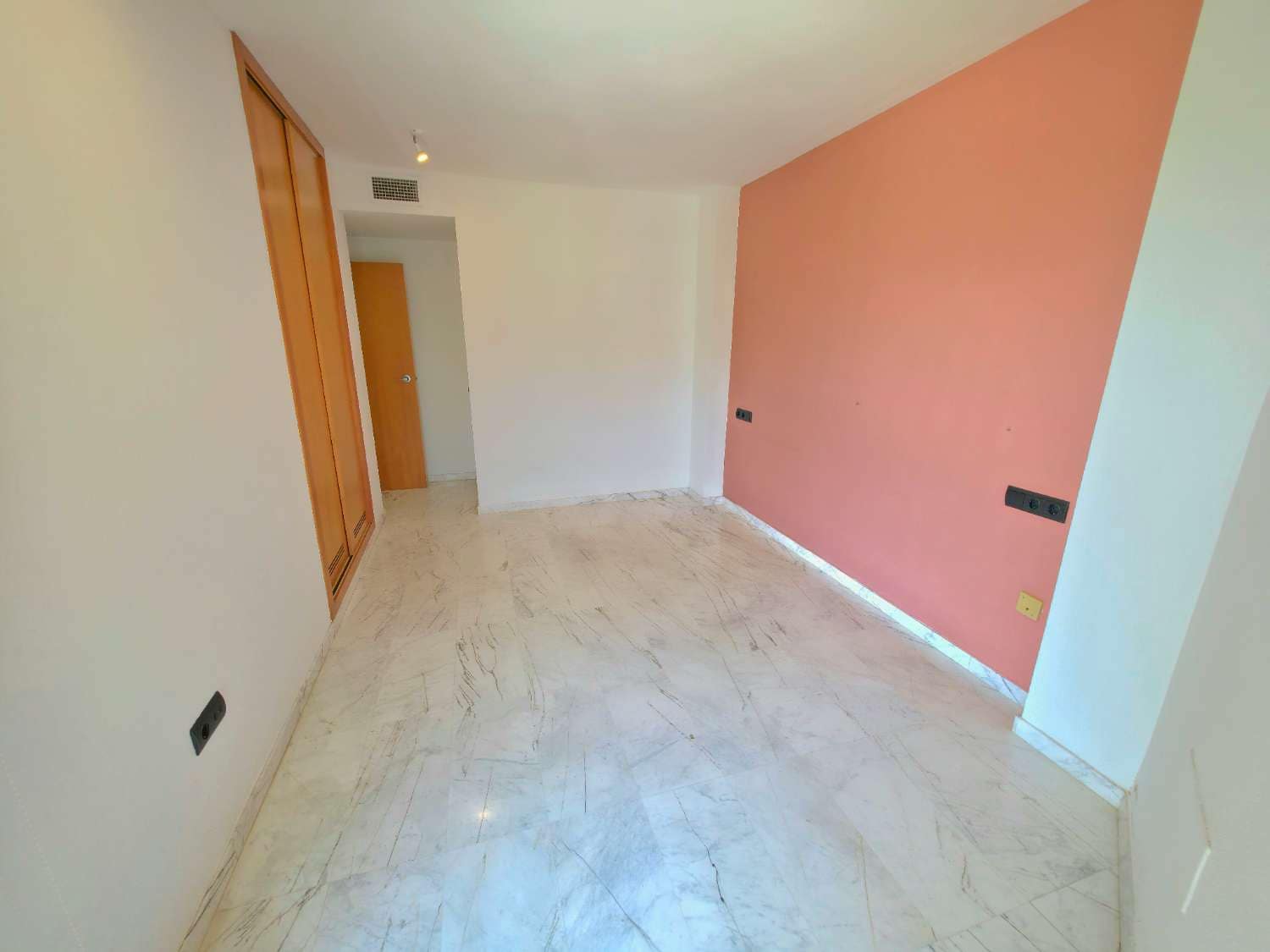 3 quarto Apartamento para arrendar em Ibiza / Eivissa cidade com piscina garagem - 3 900 € (Ref: 9891838)