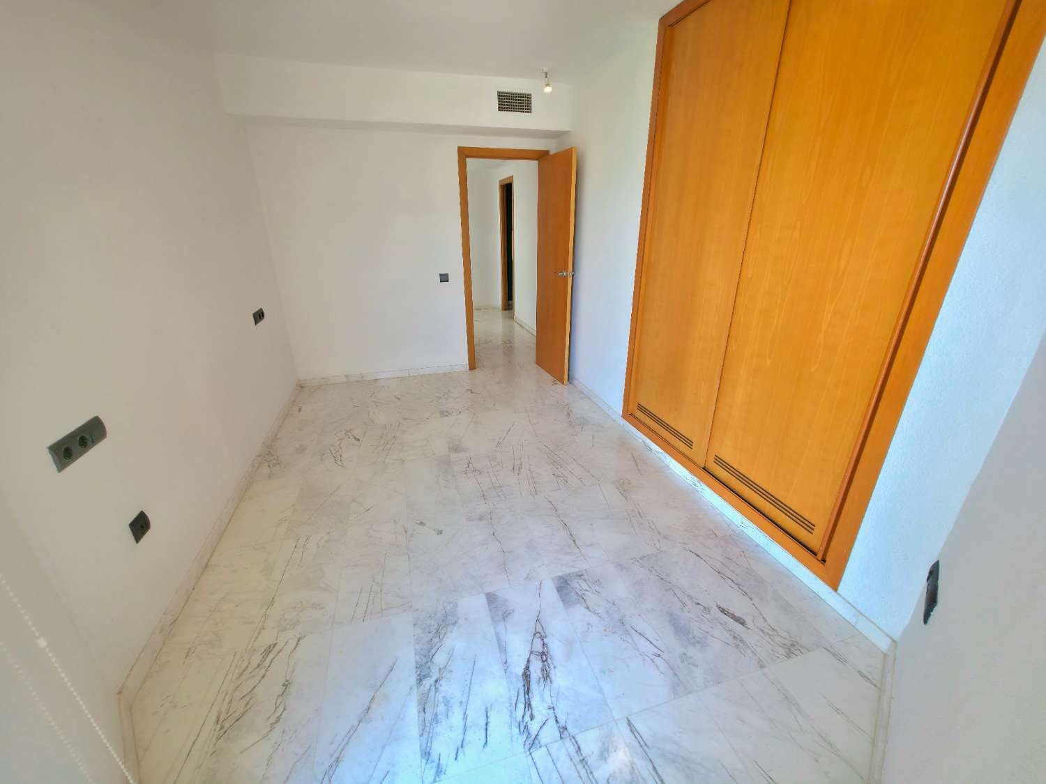 3 quarto Apartamento para arrendar em Ibiza / Eivissa cidade com piscina garagem - 3 900 € (Ref: 9891838)