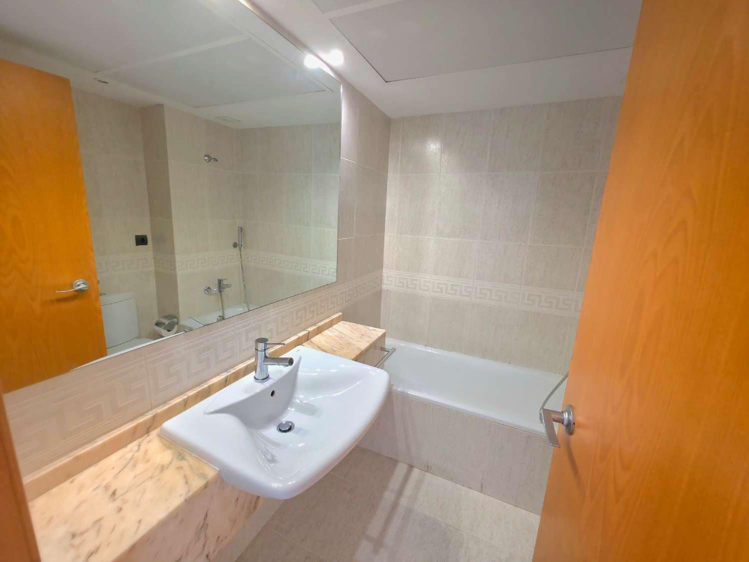 3 quarto Apartamento para arrendar em Ibiza / Eivissa cidade com piscina garagem - 3 900 € (Ref: 9891838)
