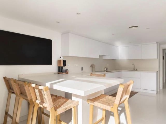 5 sovrum Radhus till salu i Ibiza stad med pool - 1 995 000 € (Ref: 9964821)