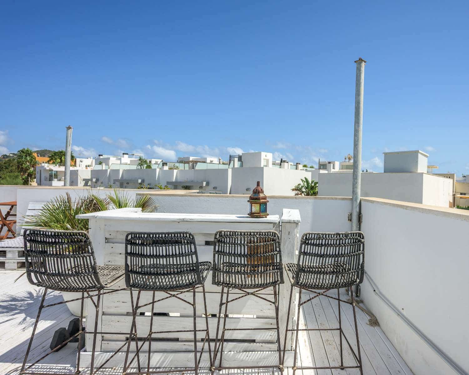 5 soveværelse Rækkehus til salg i Ibiza by med swimmingpool garage - € 1.995.000 (Ref: 9964821)