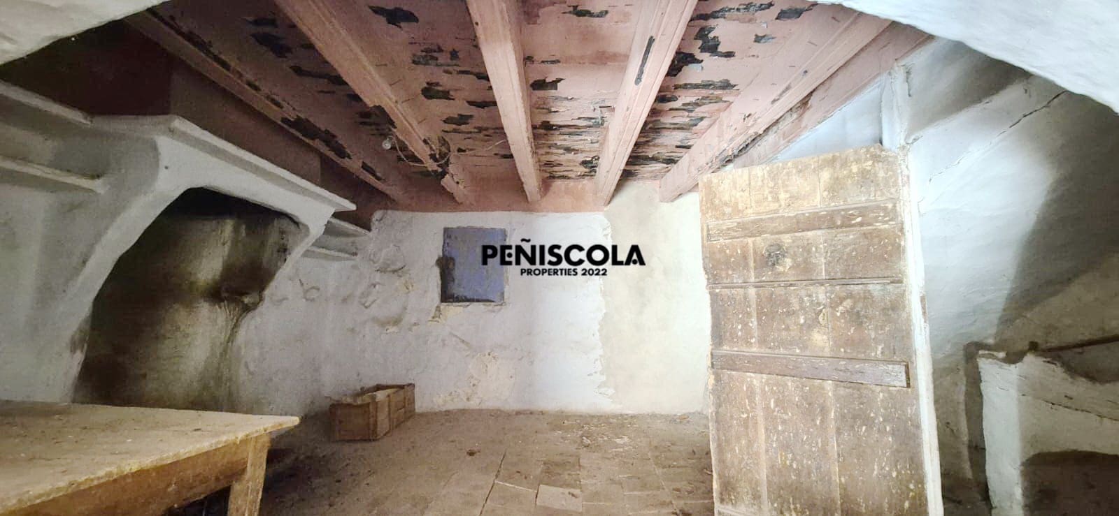 Townhouse for sale in Chert / Xert - € 53,000 (Ref: 10001228)