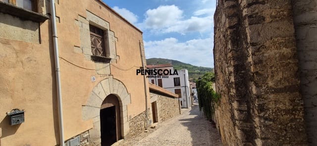 Townhouse for sale in Chert / Xert - € 53,000 (Ref: 10001228)