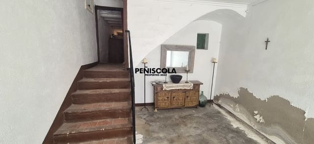 4 slaapkamer Huis te koop in Cervera del Maestre / Cervera del Maestrat met garage - € 75.000 (Ref: 10032455)