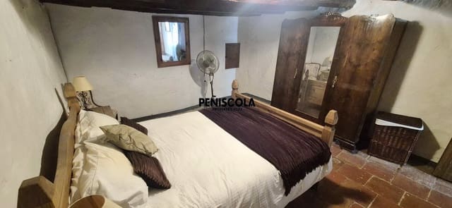 4 slaapkamer Huis te koop in Cervera del Maestre / Cervera del Maestrat met garage - € 75.000 (Ref: 10032455)