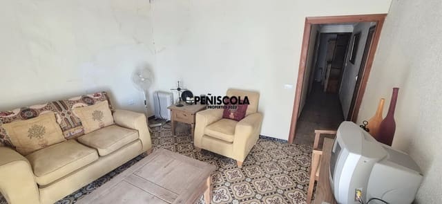 4 slaapkamer Huis te koop in Cervera del Maestre / Cervera del Maestrat met garage - € 75.000 (Ref: 10032455)