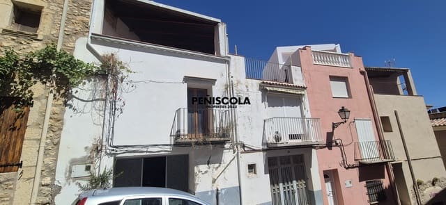 4 slaapkamer Huis te koop in Cervera del Maestre / Cervera del Maestrat met garage - € 75.000 (Ref: 10032455)