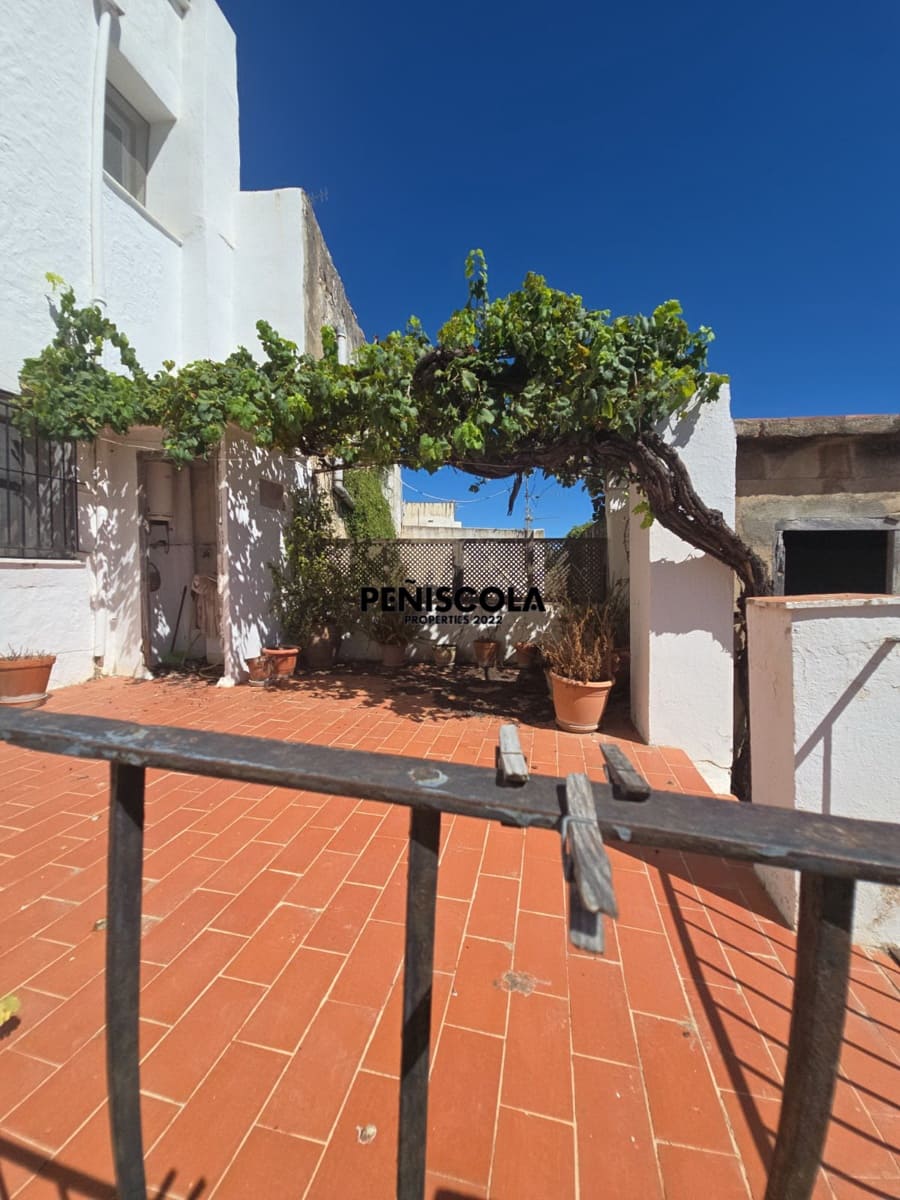 6 bedroom Townhouse for sale in Rossell - € 150,000 (Ref: 10100735)