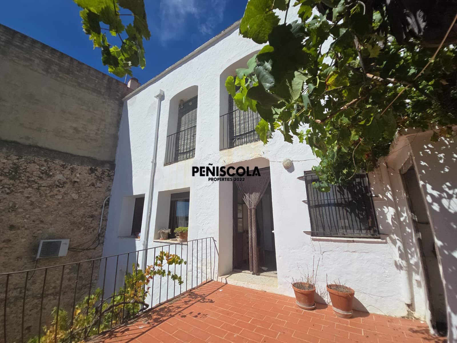6 bedroom Townhouse for sale in Rossell - € 150,000 (Ref: 10100735)