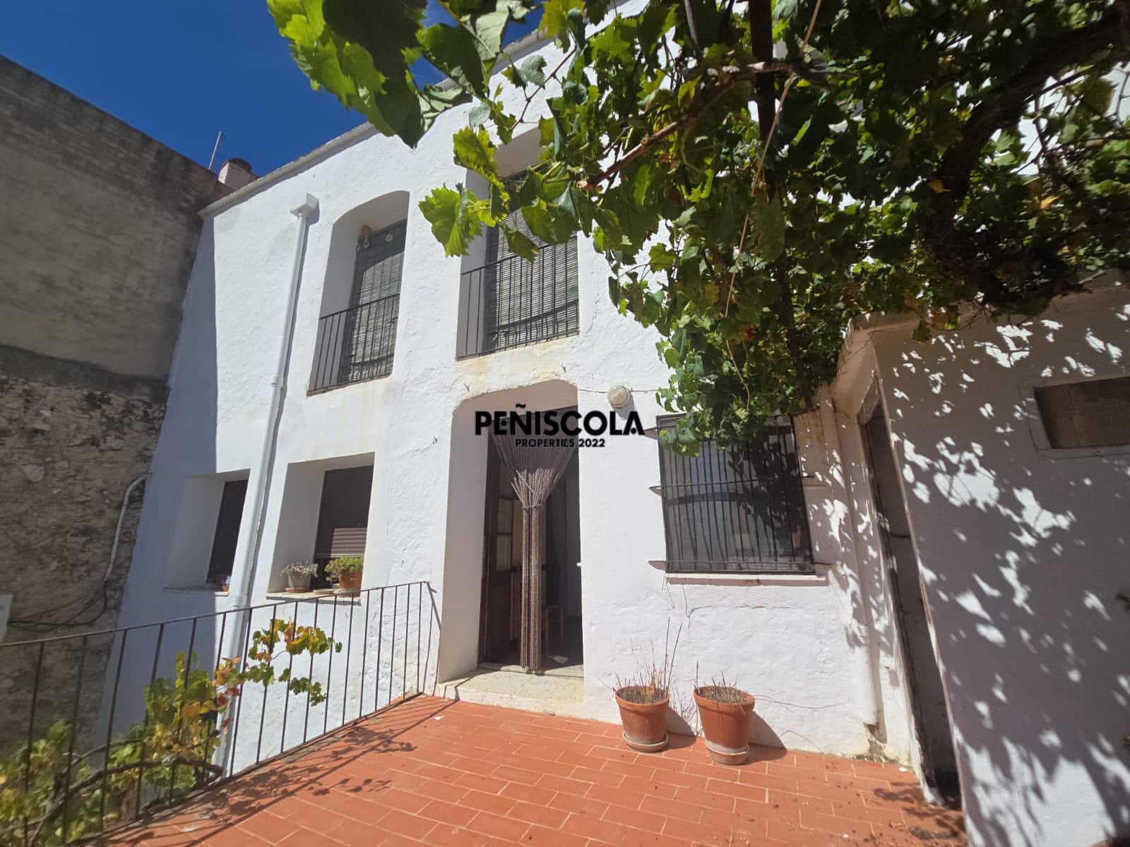 6 bedroom Townhouse for sale in Rossell - € 150,000 (Ref: 10100735)