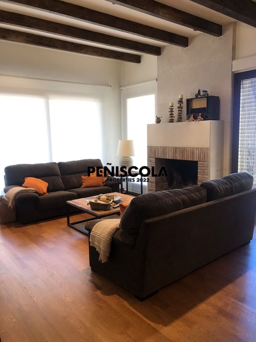 Casa de 4 habitaciones en Albentosa en venta con garaje - 430.000 € (Ref: 10134970)