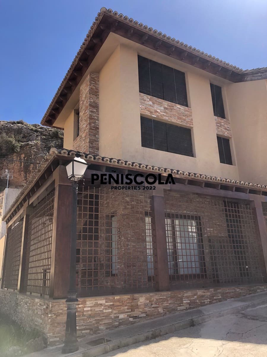 Casa de 4 habitaciones en Albentosa en venta con garaje - 430.000 € (Ref: 10134970)