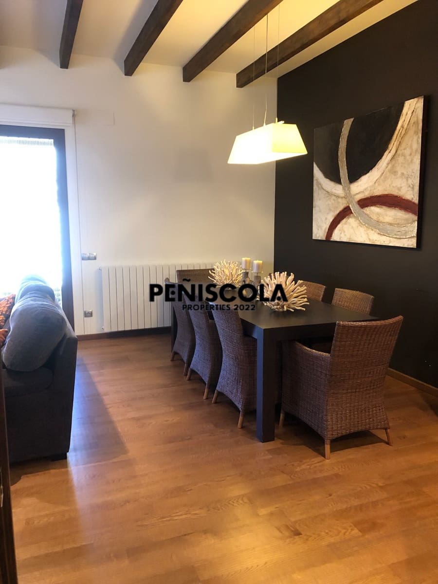 Casa de 4 habitaciones en Albentosa en venta con garaje - 430.000 € (Ref: 10134970)
