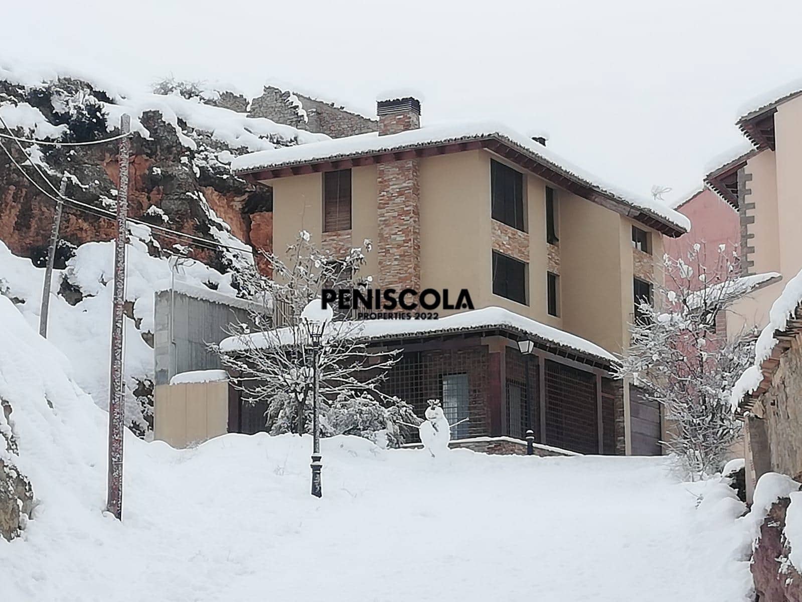 Casa de 4 habitaciones en Albentosa en venta con garaje - 430.000 € (Ref: 10134970)