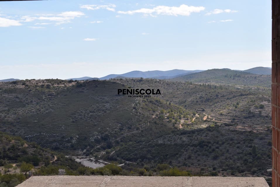 Townhouse for sale in Cervera del Maestre / Cervera del Maestrat - € 45,000 (Ref: 10158070)