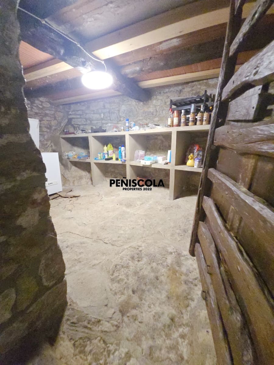 5 bedroom Finca/Country House for sale in Todolella - € 370,000 (Ref: 10165449)