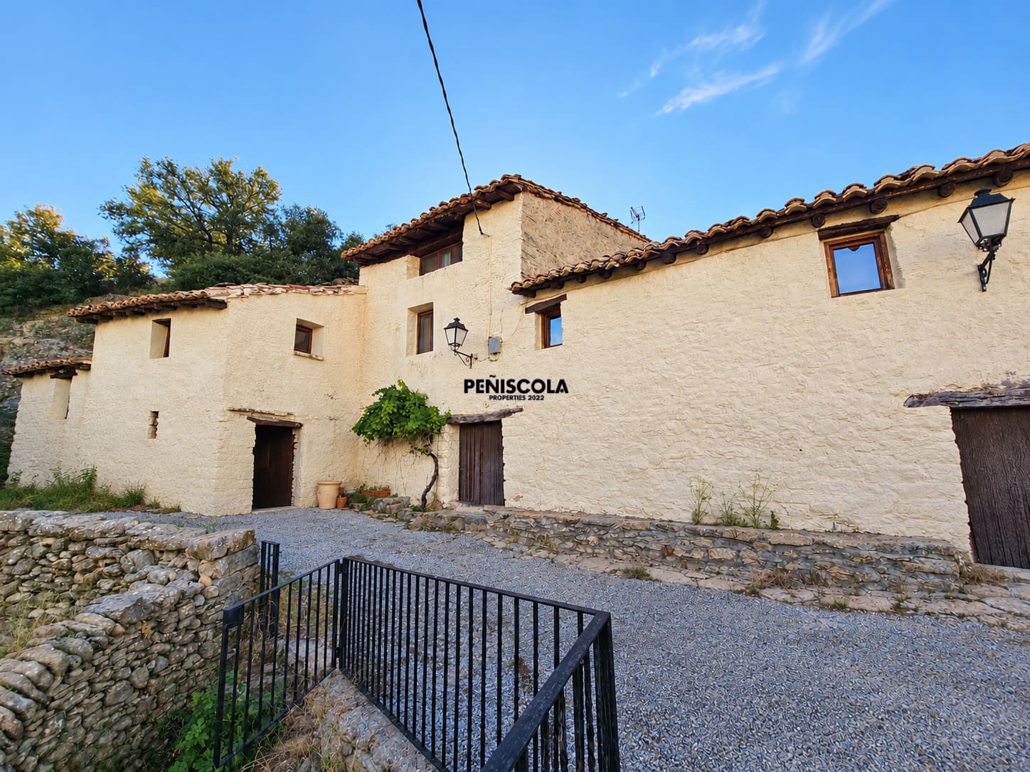 5 bedroom Finca/Country House for sale in Todolella - € 370,000 (Ref: 10165449)