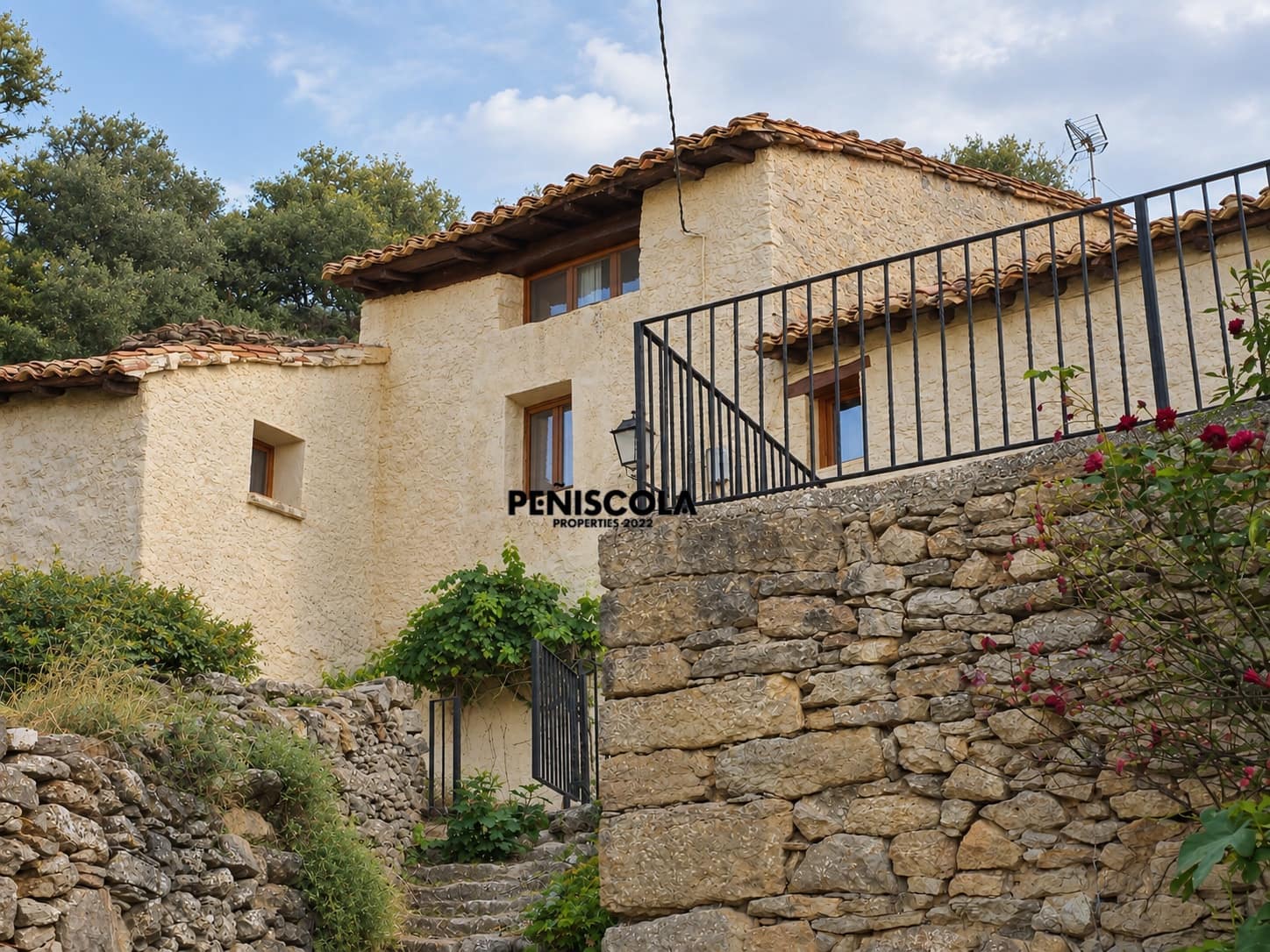 5 bedroom Finca/Country House for sale in Todolella - € 370,000 (Ref: 10165449)