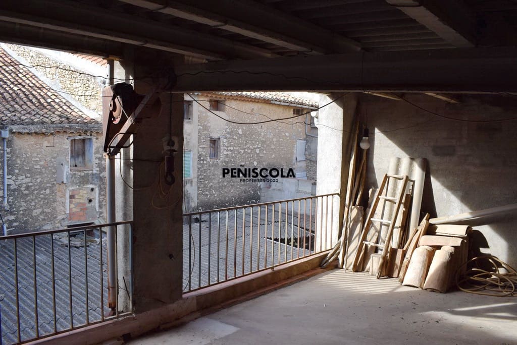 5 soveværelse Byhus til salg i Tirig - € 65.000 (Ref: 3705842)