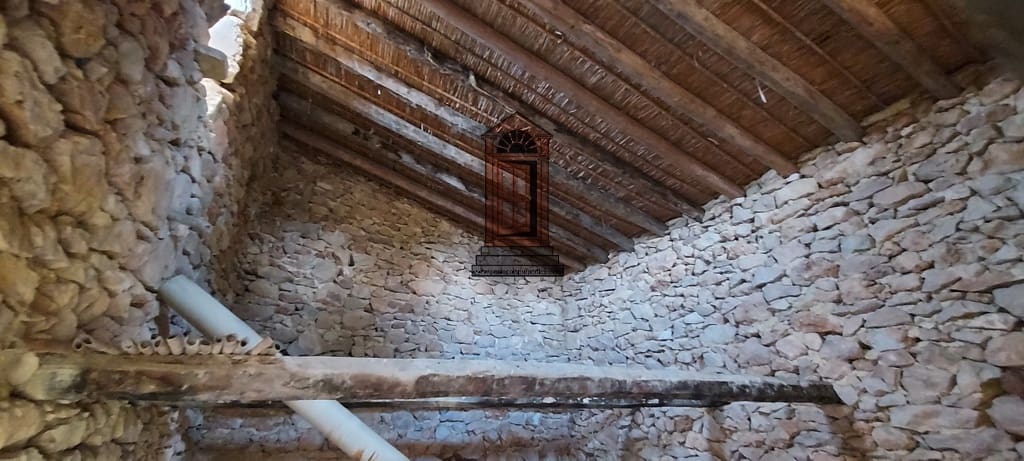 2 soveværelse Finca/Landehus til salg i Sierra Engarceran - € 48.000 (Ref: 6100165)