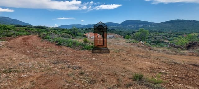2 bedroom Finca/Country House for sale in Sierra Engarcerán - € 48,000 (Ref: 6100165)
