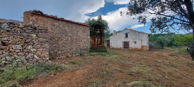 2 bedroom Finca/Country House for sale in Sierra Engarcerán - € 48,000 (Ref: 6100165)