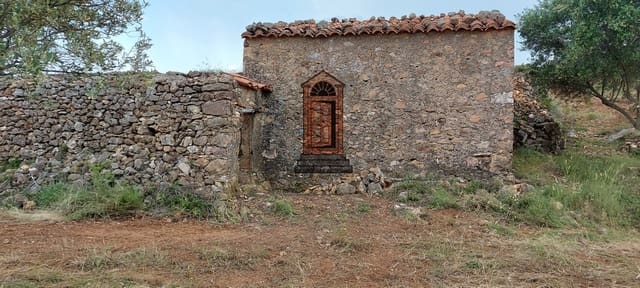 2 bedroom Finca/Country House for sale in Sierra Engarcerán - € 48,000 (Ref: 6100165)