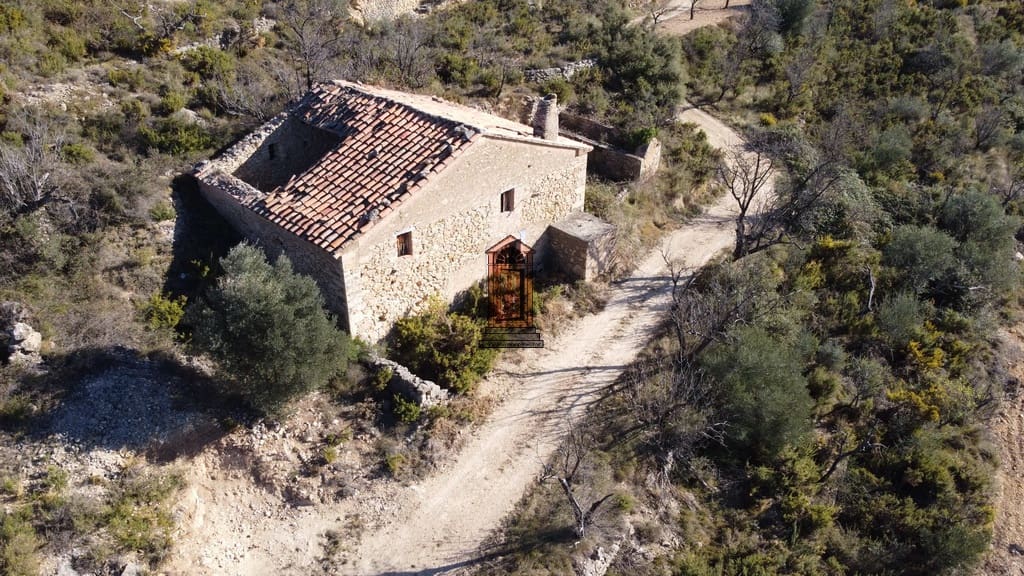 Finka/Dom wiejski na sprzedaż w Vilar de Canes - 48 000 € (Ref: 6278605)