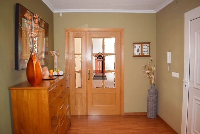 4 slaapkamer Villa te koop in Vinaròs - € 466.000 (Ref: 8395894)