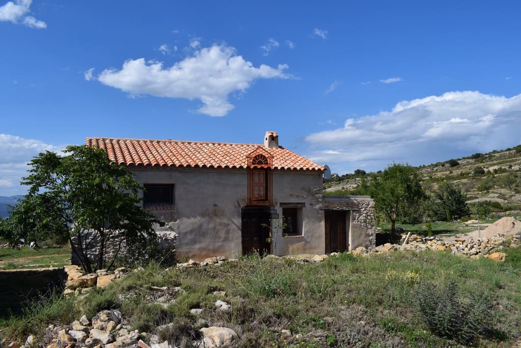 3 soveværelse Finca/Landehus til salg i Albocasser - € 195.000 (Ref: 8657548)