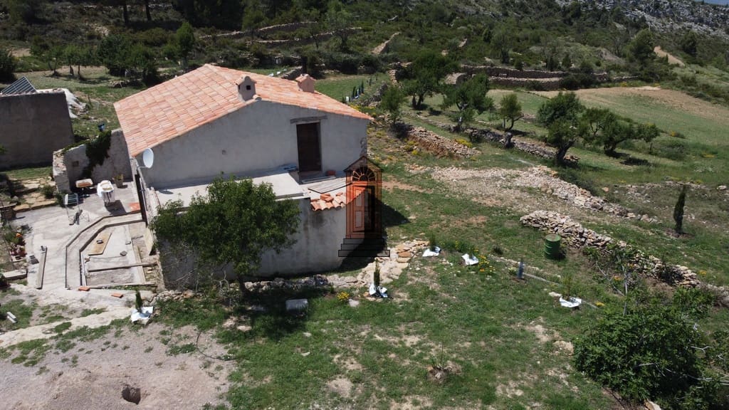 3 soveværelse Finca/Landehus til salg i Albocasser - € 195.000 (Ref: 8657548)