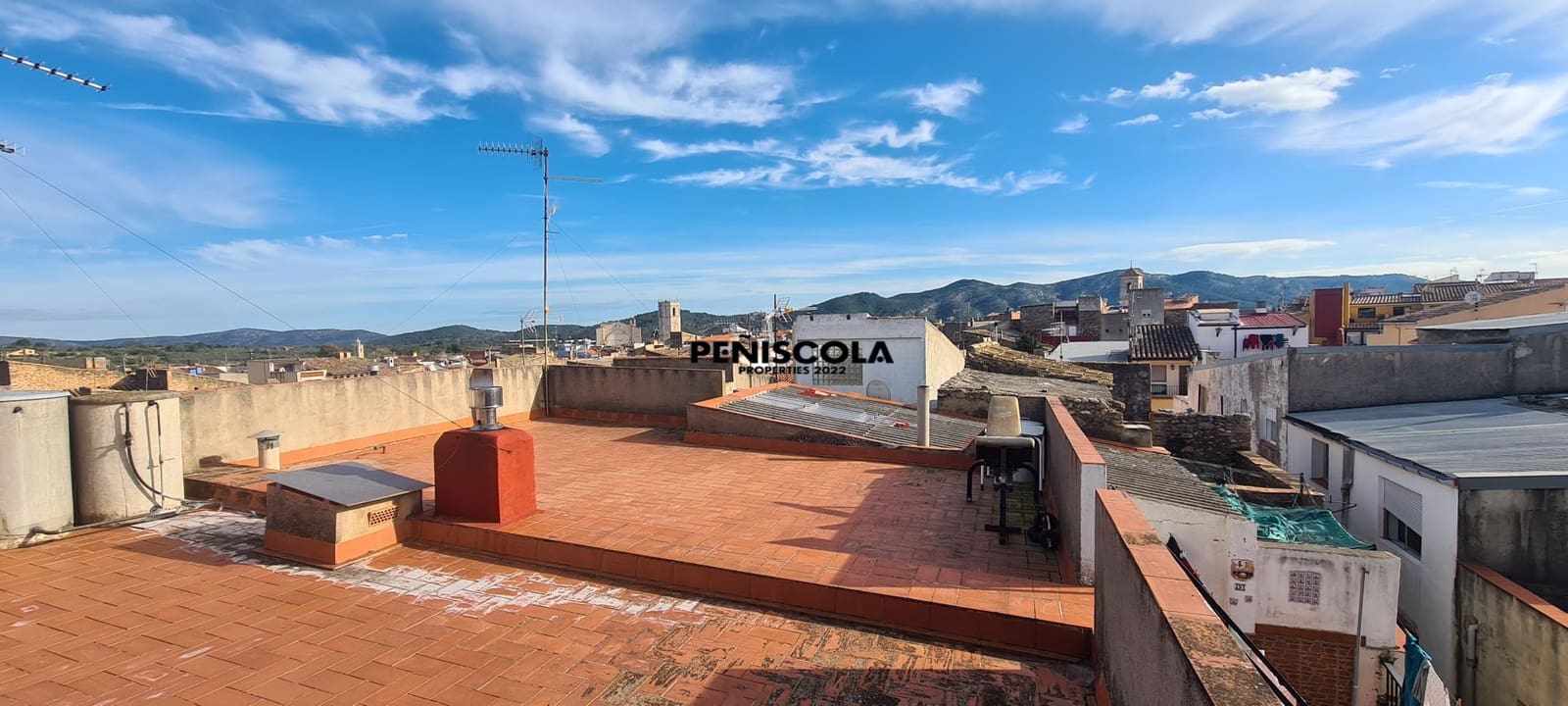 7 soveværelse Byhus til salg i Sant Mateu - € 90.000 (Ref: 8937829)