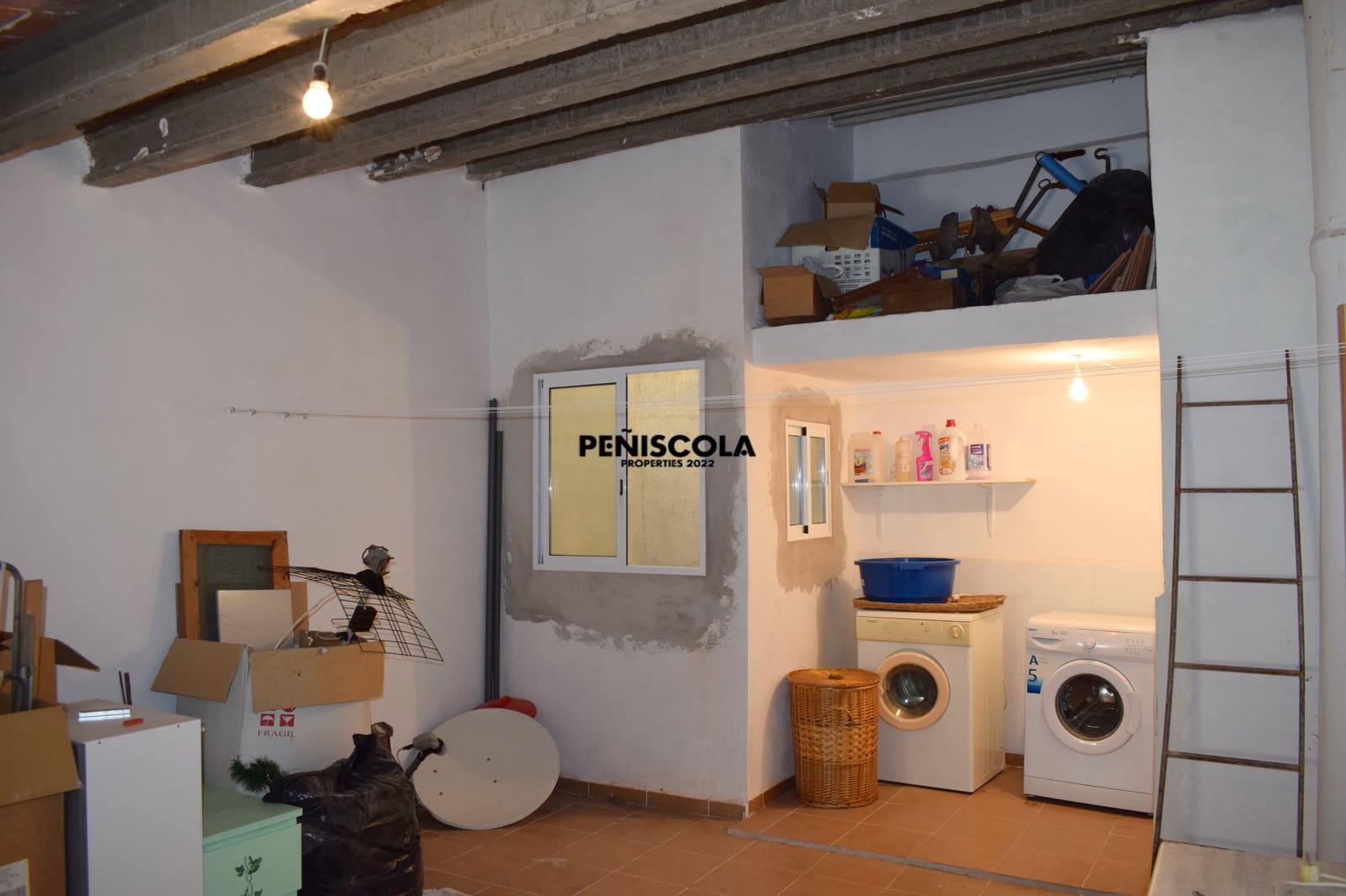 7 soveværelse Byhus til salg i Sant Mateu - € 90.000 (Ref: 8937829)