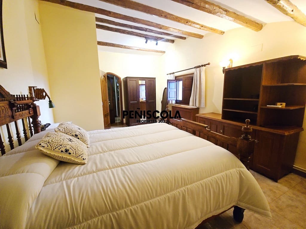 4 makuuhuone Majatalo/aamiaismajoitus myytävänä paikassa Les Useres mukana uima-altaan - 412 000 € (Ref: 8973353)