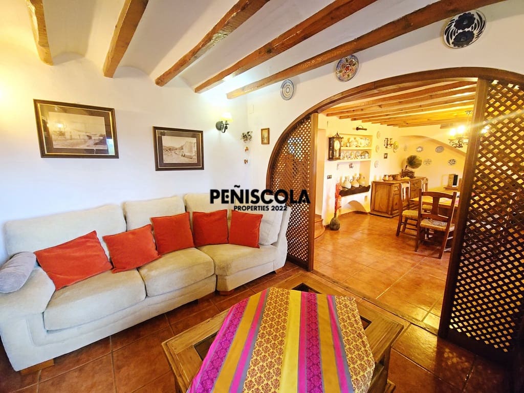 4 makuuhuone Majatalo/aamiaismajoitus myytävänä paikassa Les Useres mukana uima-altaan - 412 000 € (Ref: 8973353)