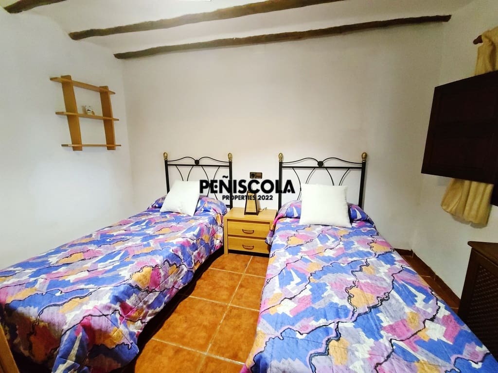 4 makuuhuone Majatalo/aamiaismajoitus myytävänä paikassa Les Useres mukana uima-altaan - 412 000 € (Ref: 8973353)