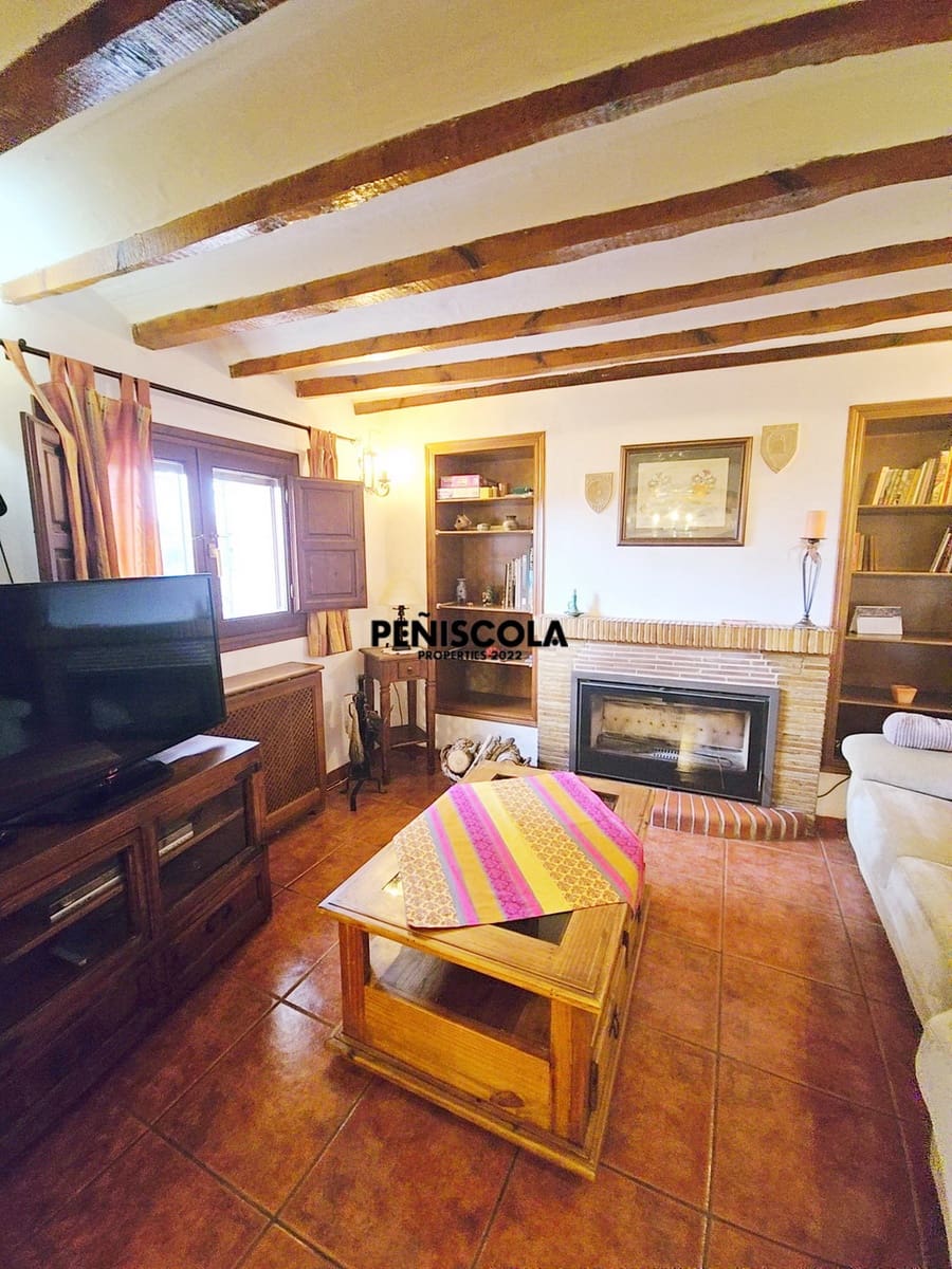 4 makuuhuone Majatalo/aamiaismajoitus myytävänä paikassa Les Useres mukana uima-altaan - 412 000 € (Ref: 8973353)