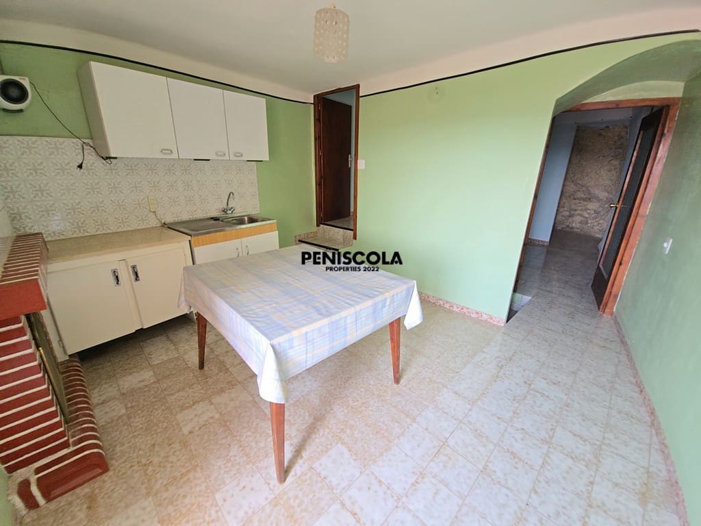 3 soveværelse Byhus til salg i Cervera del Maestre / Cervera del Maestrat med garage - € 60.000 (Ref: 9189845)