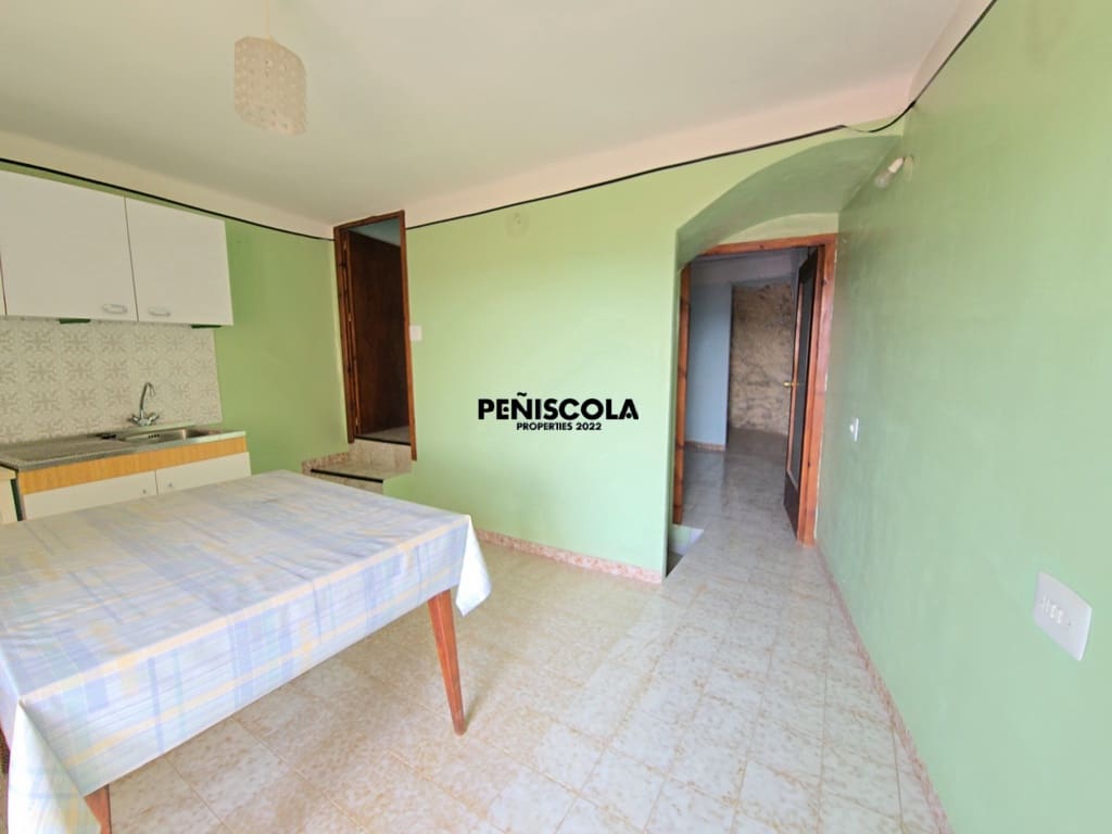 3 soveværelse Byhus til salg i Cervera del Maestre / Cervera del Maestrat med garage - € 60.000 (Ref: 9189845)