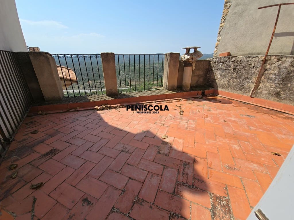 3 soveværelse Byhus til salg i Cervera del Maestre / Cervera del Maestrat med garage - € 60.000 (Ref: 9189845)