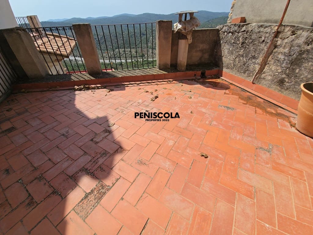 3 soveværelse Byhus til salg i Cervera del Maestre / Cervera del Maestrat med garage - € 60.000 (Ref: 9189845)