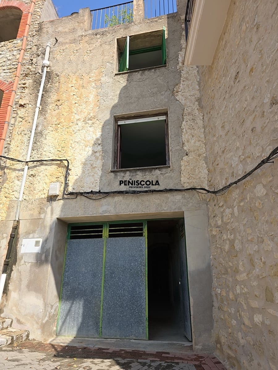 3 soveværelse Byhus til salg i Cervera del Maestre / Cervera del Maestrat med garage - € 60.000 (Ref: 9189845)