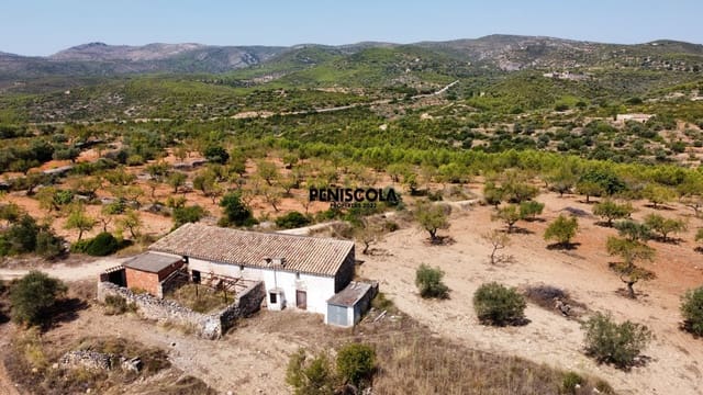 Finca/Country House for sale in Les Useres - € 75,000 (Ref: 9193013)