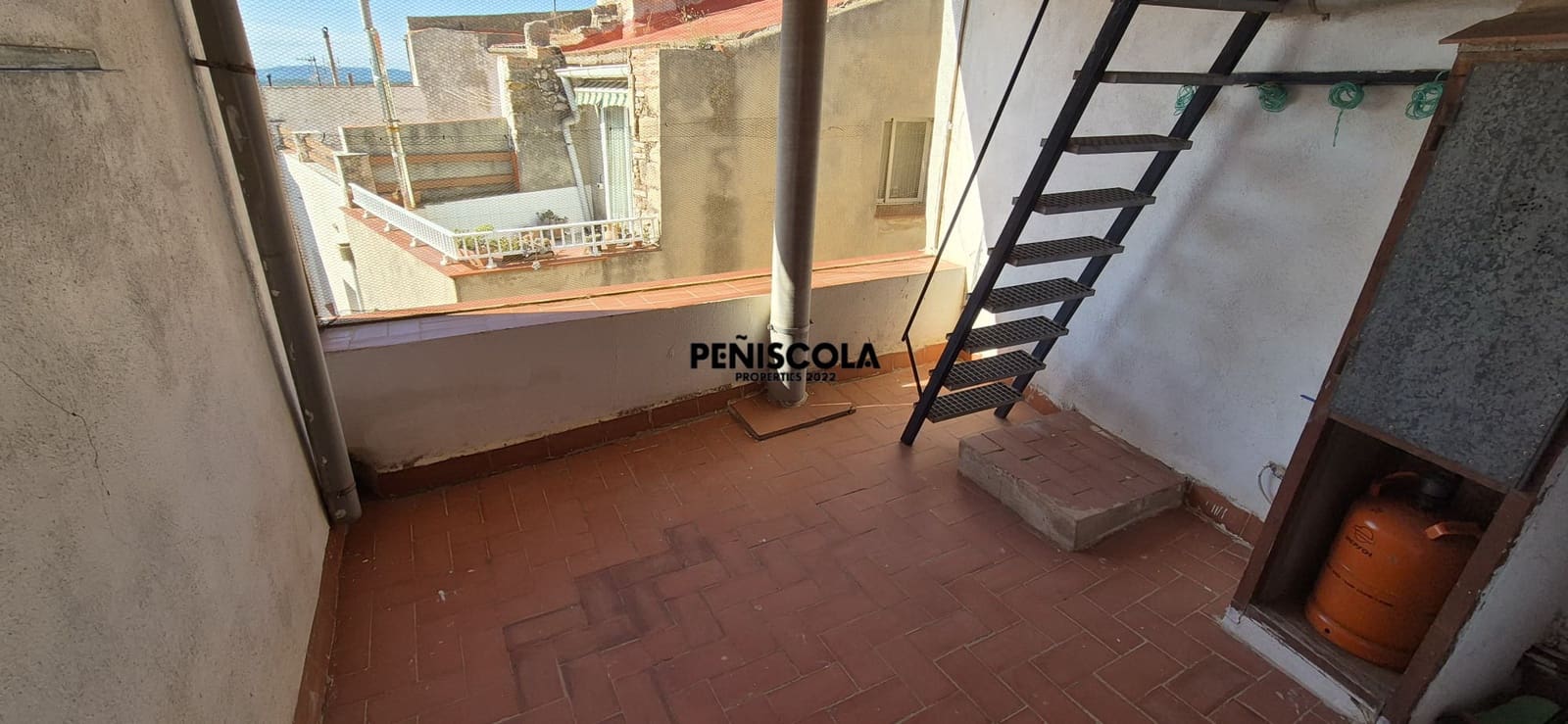 5 soveværelse Byhus til salg i Rossell - € 60.000 (Ref: 9205326)