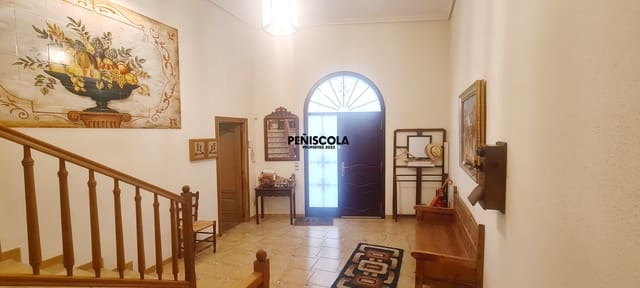 5 bedroom Townhouse for sale in Cervera del Maestre / Cervera del Maestrat with garage - € 395,000 (Ref: 9221550)
